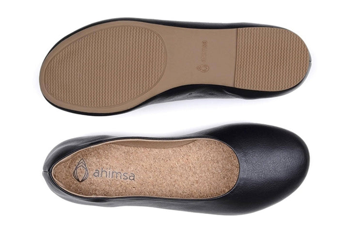 'Nelita' vegan women's flat by Ahimsa - matte black - Vegan Style