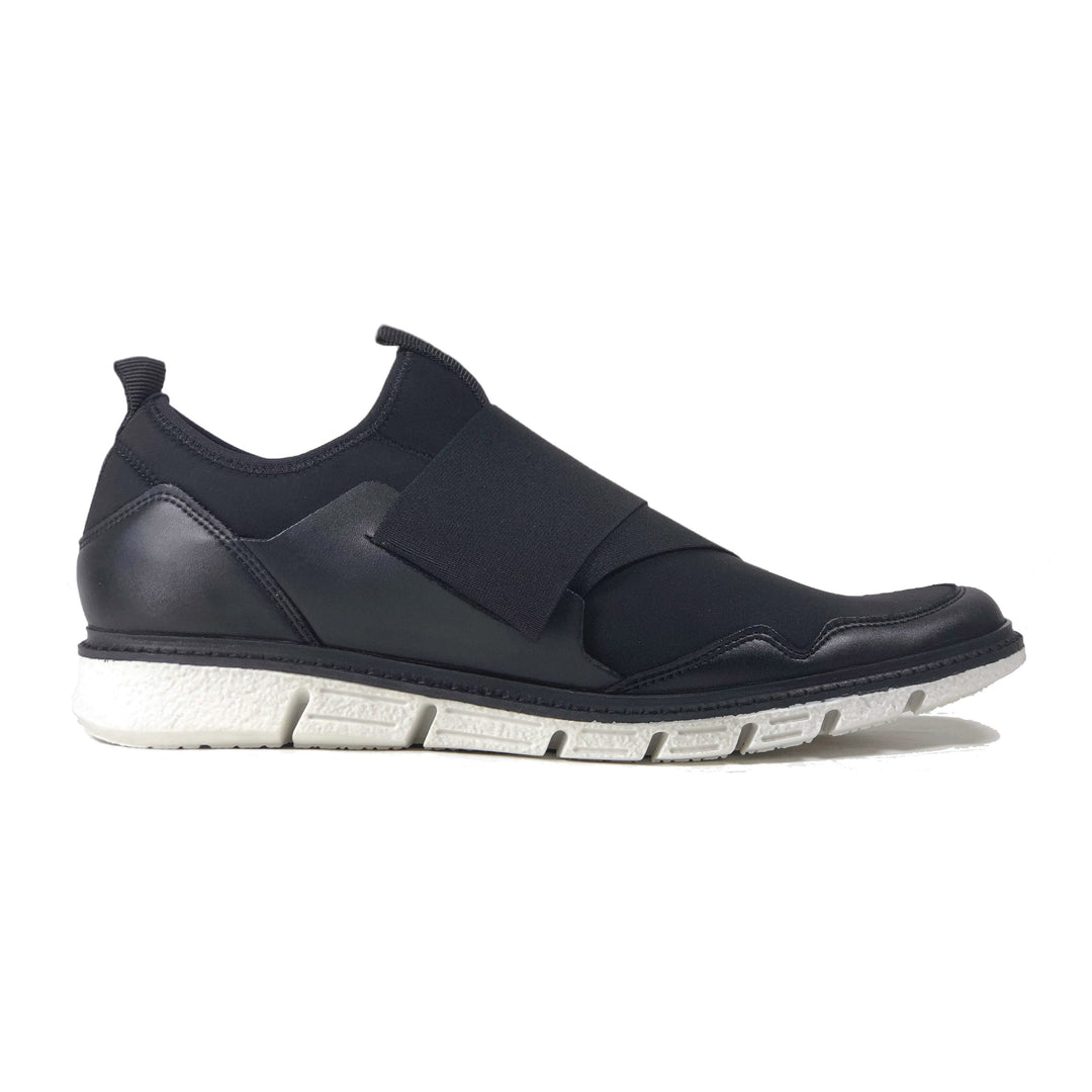 'Caspar' - men's vegan sneaker by Zette Shoes - black with white sole - Vegan Style
