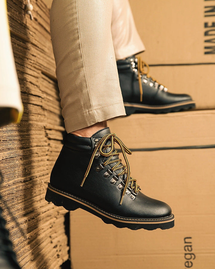 'Jeffery' Unisex Boots by Ahimsa - black