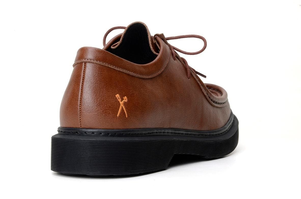 'Wallabee' matte cognac vegan low-top sneaker by King55 - Vegan Style