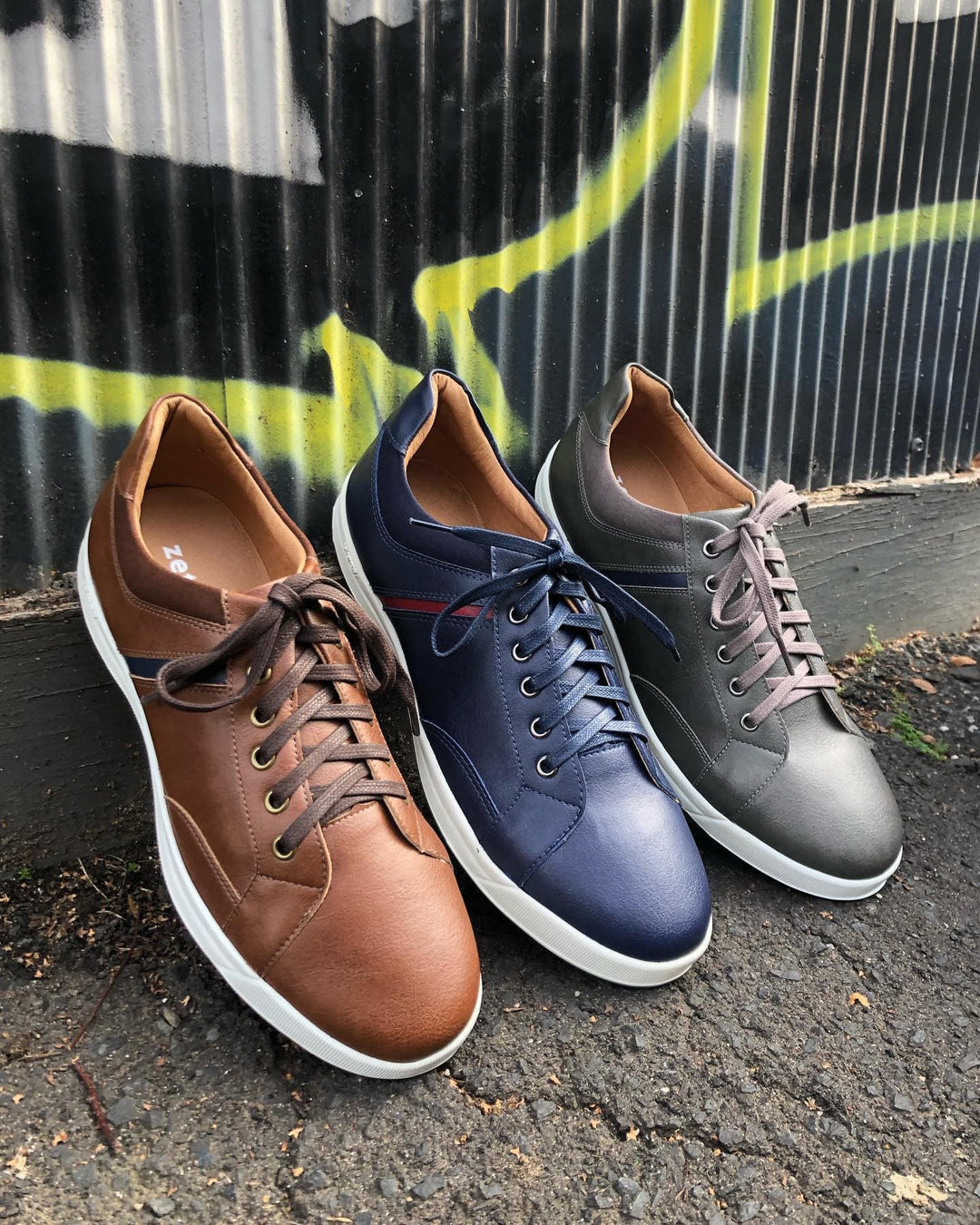 'Ciaran' men's vegan sneaker by Zette Shoes - navy
