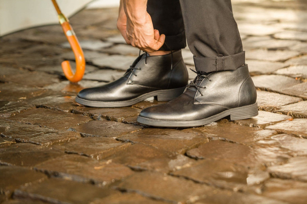Classic vegan leather Chukka by Vincente Verde -  black - Vegan Style