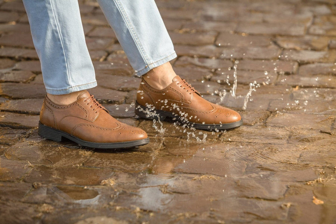 Classic wing-tip vegan leather by Vincente Verde -  cognac - Vegan Style