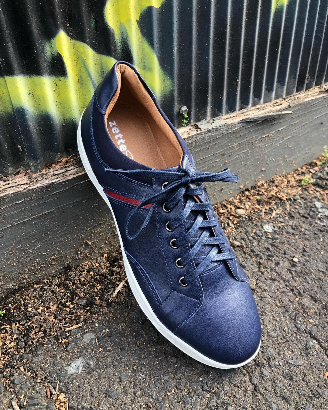 'Ciaran' men's vegan sneaker by Zette Shoes - navy